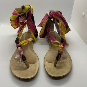 UGG "Gladiator Style" Tie UP Thong Sandals Size 8